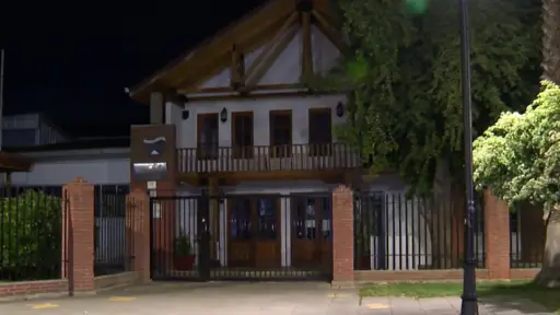 Joven resultó herido de bala en Paine tras resistirse a robo a la salida de su liceo nocturno