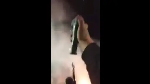 VIDEO: Lanzan fuegos artificiales en velorio de joven asesinado en Laja