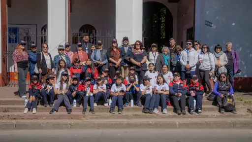 Caminata intergeneracional rescata la historia y promueve la vida sana en Los Ángeles