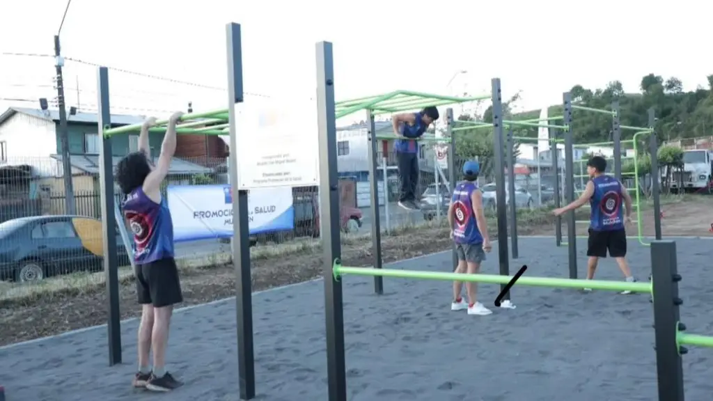 Inauguran parque de calistenia en Mulchén, Municipalidad de Mulchén