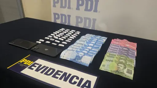 Incautan cerca de 350 dosis de cocaína en Lebu: hay dos personas detenidas