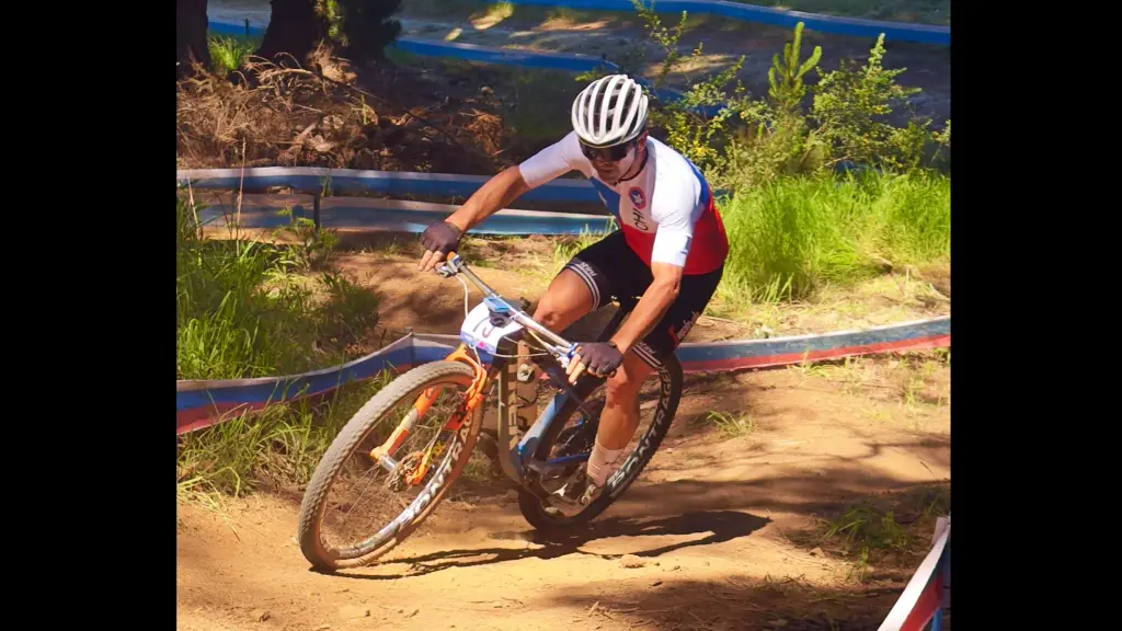 Sáez lidera su categoría en la serie XCM del Campeonato Araucanía Mountain Bike Tour (AMT), donde quedan dos fechas por disputar, La Tribuna