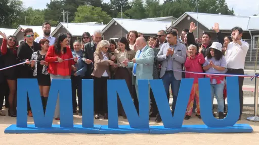Tucapel: Tras 9 años de trabajo, familias del proyecto Por Nuestros Hijos recibieron sus nuevas casas