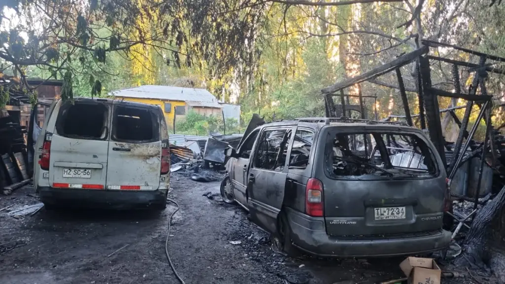 Incendio afectó casa y autos del grupo Los Diablitos del Sur, La Tribuna