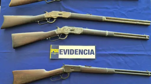 Sacan de circulación cinco armas no inscritas en la comuna de Victoria