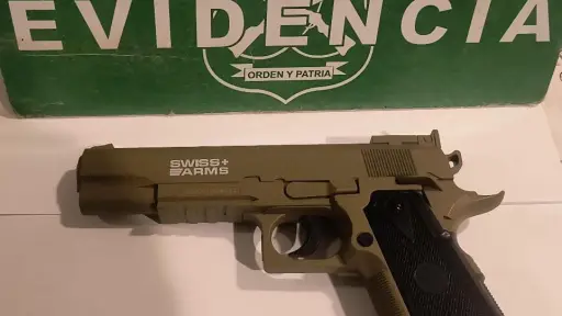 Disparos en la vía pública desatan operativo policial en Los Ángeles