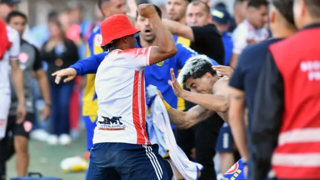 Las graves agresiones consignadas en el informe arbitral del duelo por el ascenso de Universidad de Concepción, X