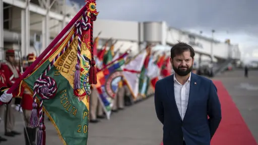  Tras 19 años: Boric lidera regreso presidencial chileno a Bolivia en asunción de Rodrigo Paz