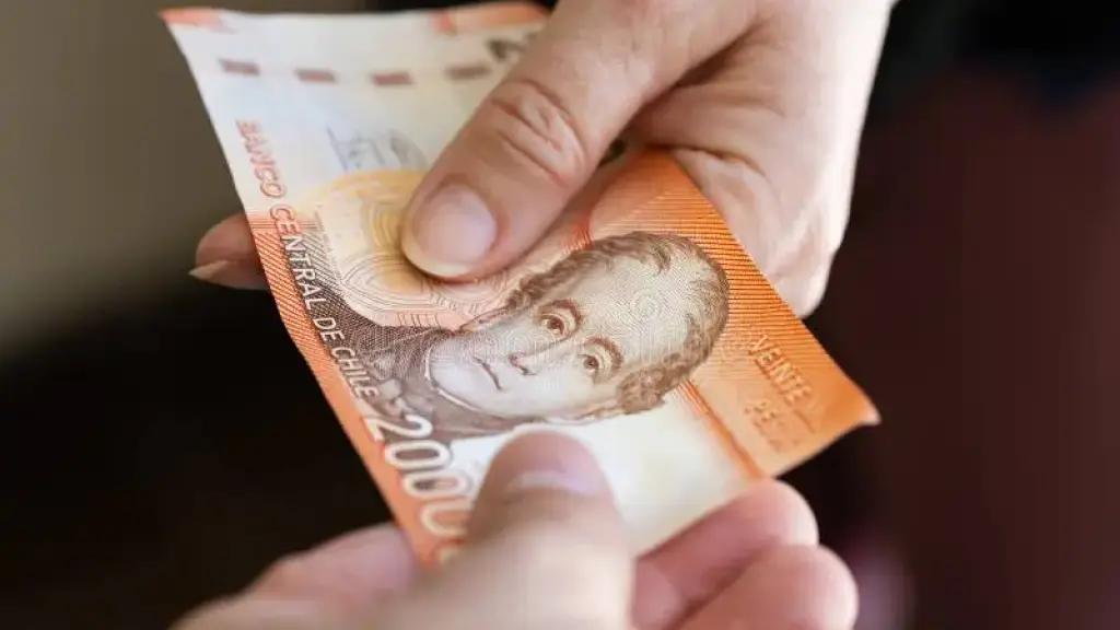 : “El Banco Central debería decidir luego eliminar el billete de veinte lucas”, indicó De Gregorio., referencial