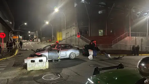 Reincidente al volante: conductor ebrio queda en prisión preventiva tras causar grave accidente en Valdivia