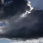 De acuerdo con el pronóstico extendido, gran parte del día transitará entre periodos cubiertos y momentos de mayor luminosidad., contexto