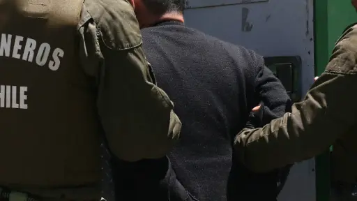 De terror: violento asalto afectó a matrimonio en Los Ángeles