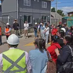 Visita a conjunto habitacional “Esperanza de los Santos”, La Tribuna