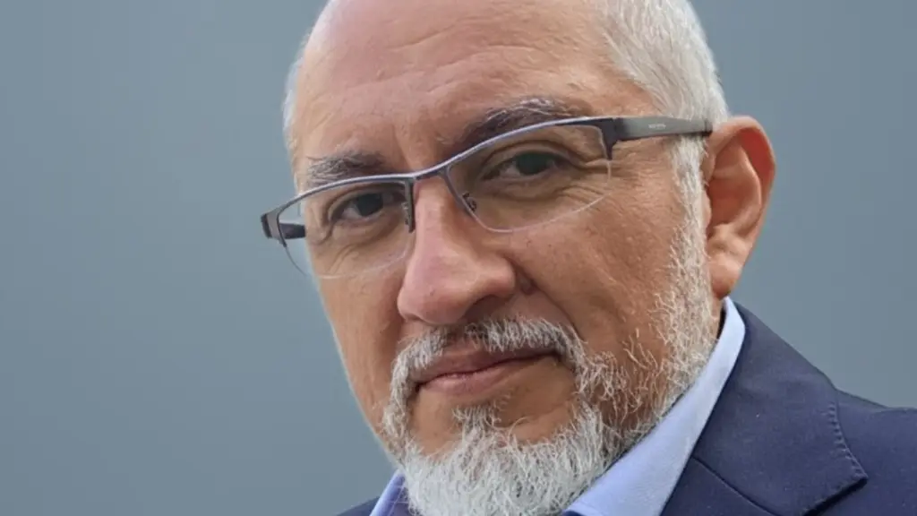 Adolfo Barrios, Cedida