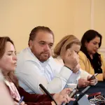 La solicitud original del Gobierno Regional —de $225 mil millones— contemplaba un 45% para deuda de arrastre y un 55% para nuevos proyectos