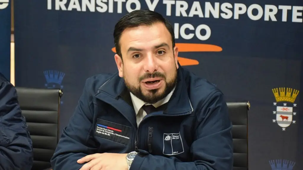 Patricio Fierro, Seremi de Transportes, La Tribuna