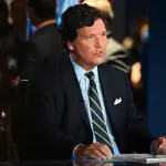 La declaración fue realizada en el podcast Judging Freedom, donde Carlson sostuvo que parlamentarios estadounidenses habrían sido informados previamente sobre un inminente conflicto bélico., rtve.es