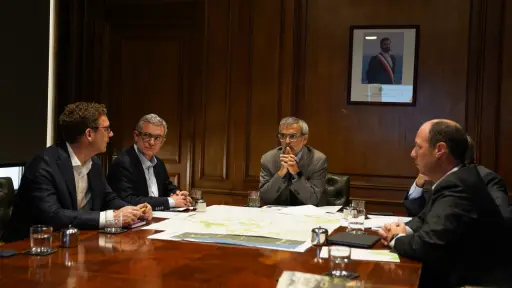 CMPC se reúne con ministro de Seguridad Pública para enfrentar temporada de incendios forestales