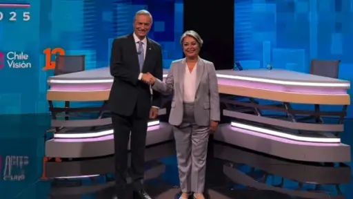 Expertos tras debate Anatel: Kast corrige desempeño previo y Jara sostiene tono confrontacional