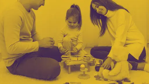 Conoce los beneficios que otorga la ley a los padres durante la temporada de vacaciones escolares