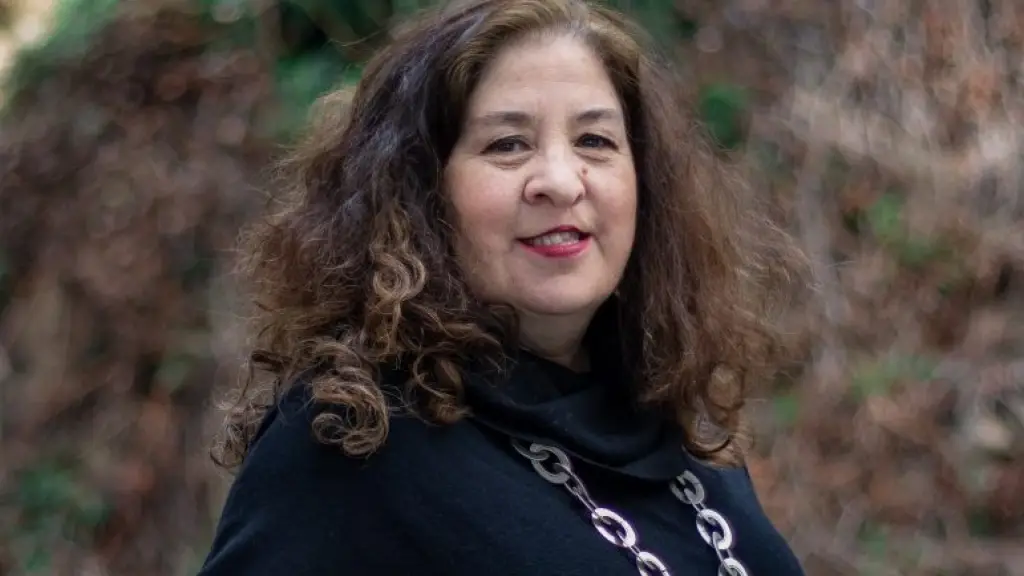 Carmen Gloria Garrido, Cedida