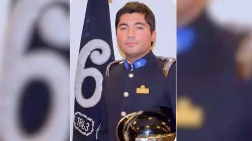 Gobierno decreta Duelo Oficial en la RM tras fallecimiento de voluntario de Bomberos durante un combate de incendio