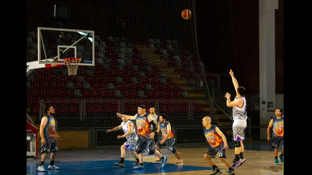 La cancha central del Polideportivo de Los Ángeles vibró con finales electrizantes y un público que acompañó cada jugada durante la Copa Sinergia, D. Los Ángeles