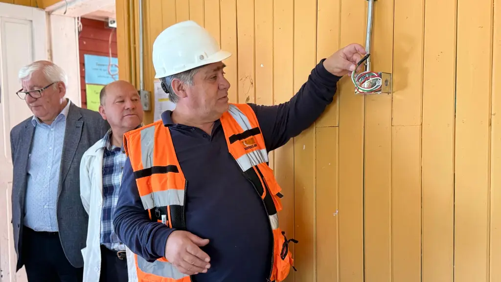 Mejoramiento infraestructura eléctrica escuela Corcovado Santa Bárbara, Seremi de Energía Biobío