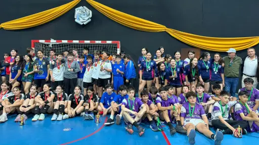 Jóvenes atletas brillan en el Campeonato de Balonmano de Mulchén