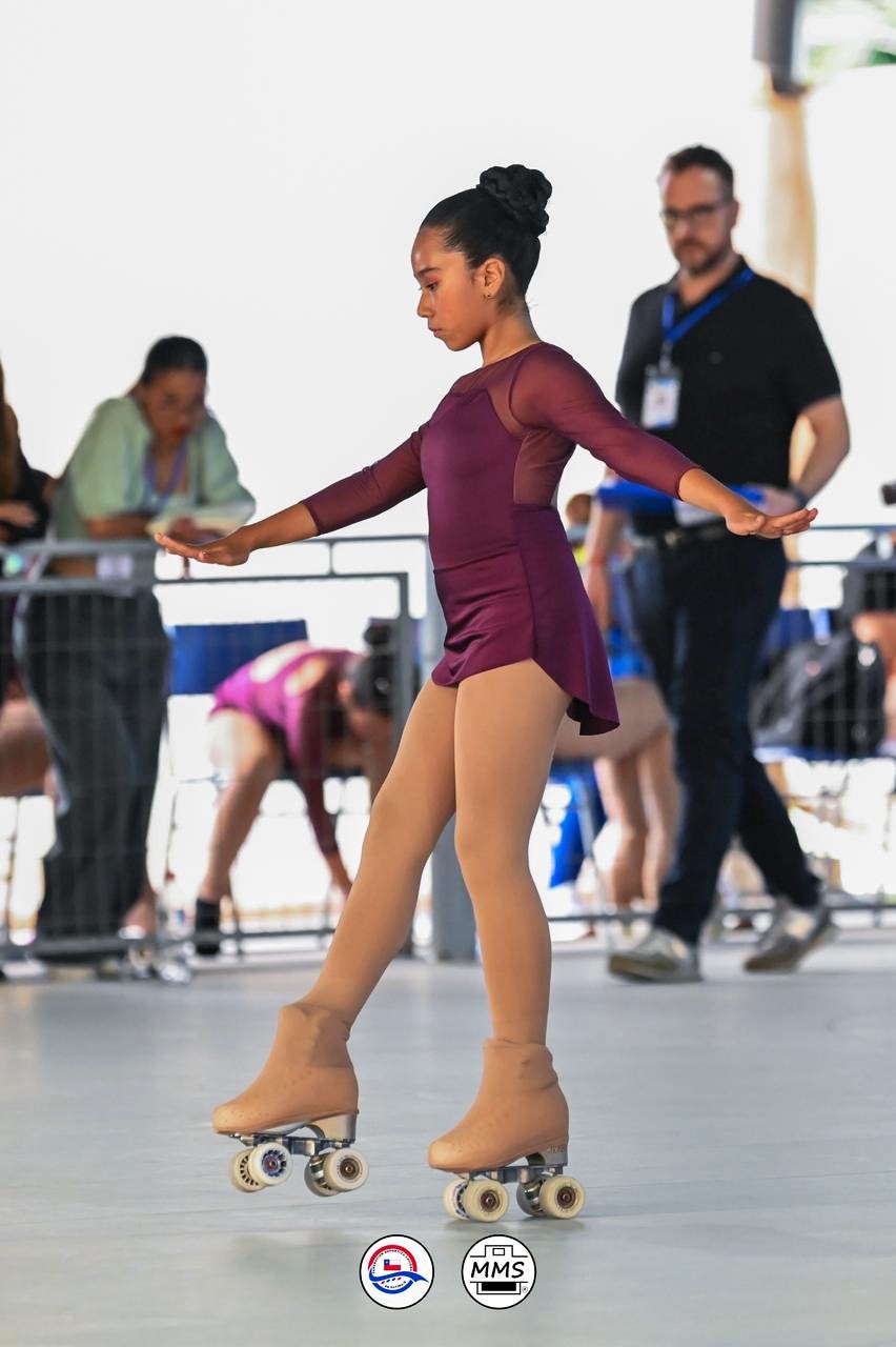 El Patinódromo Municipal fue el escenario que reunió a las mejores exponentes del patinaje artístico del país durante el campeonato nacional / La Tribuna