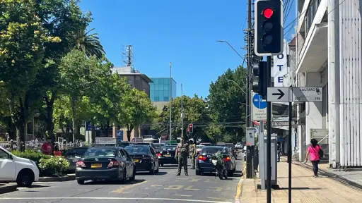 Fiscalización vehicular: Carabineros realiza férreo control en centro angelino
