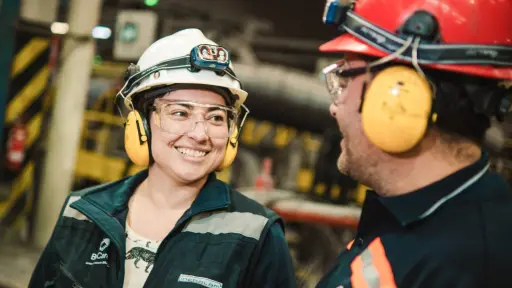 Radiografía de Género 2025: empresas de la región formalizan políticas de equidad pero cae el empleo femenino