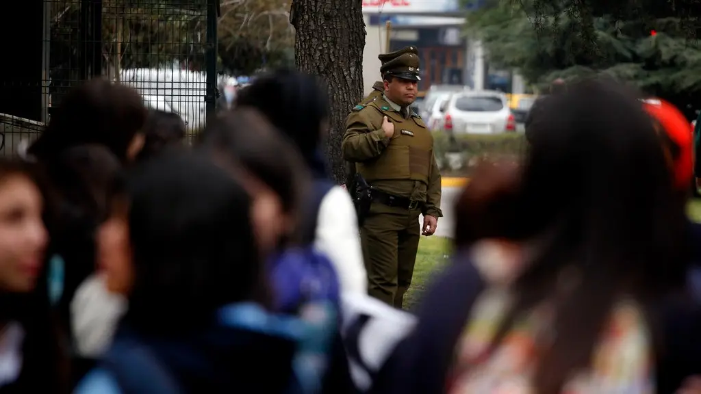 La seremi de Seguridad Pública del Biobío, Paulina Stuardo, destacó que los aumentos en infracciones por drogas (41,6%) y armas (41,5%) responden a mayor fiscalización policial. , La Tribuna