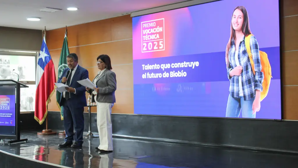 La categoría Establecimiento Destacado celebra la excelencia educativa y el compromiso institucional con la formación técnico-profesional, La Tribuna