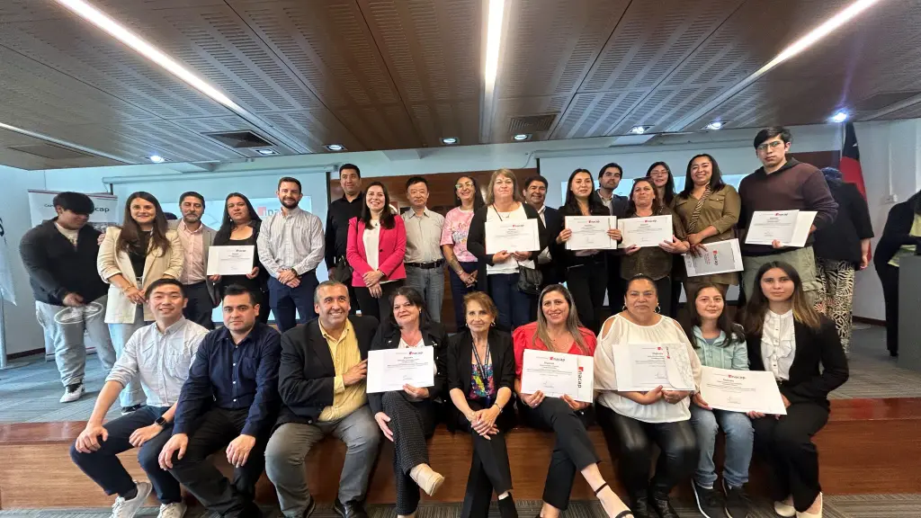 El curso permite a los participantes desarrollar competencias críticas para identificar peligros de contaminación y eliminar factores de riesgo de Enfermedades de Transmisión Alimentaria (ETAS).