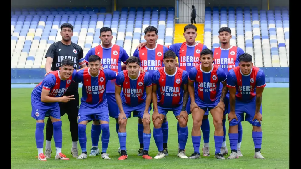 La aceptación de Iberia CDSC en la Tercera División B sella el retorno de una institución histórica del fútbol chileno a la competencia oficial, lejos de la S.A., La Tribuna