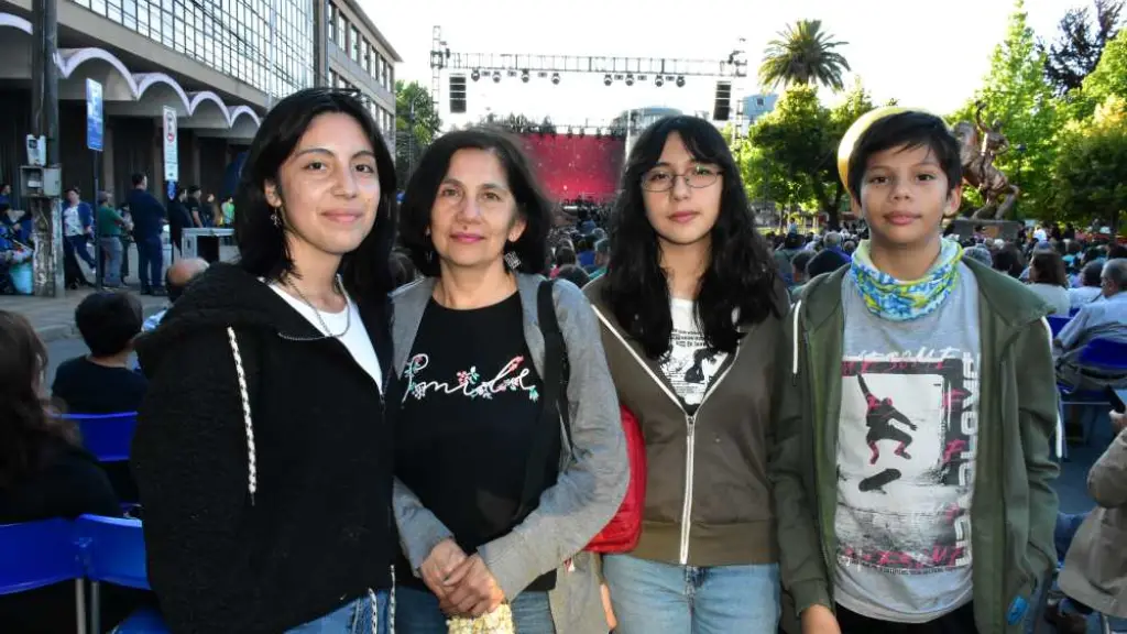 Estefanía Gangas, Sandra Maureira, Millaray Varas y Nahuel Varas. | Diario La Tribuna