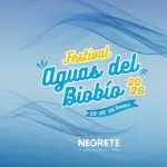 El alcalde Alfredo Peña informó en el lanzamiento oficial, la parrilla de artistas del Festival Aguas del Biobío 2026, acompañado por los concejales y el animador Cristián Cárcamo.