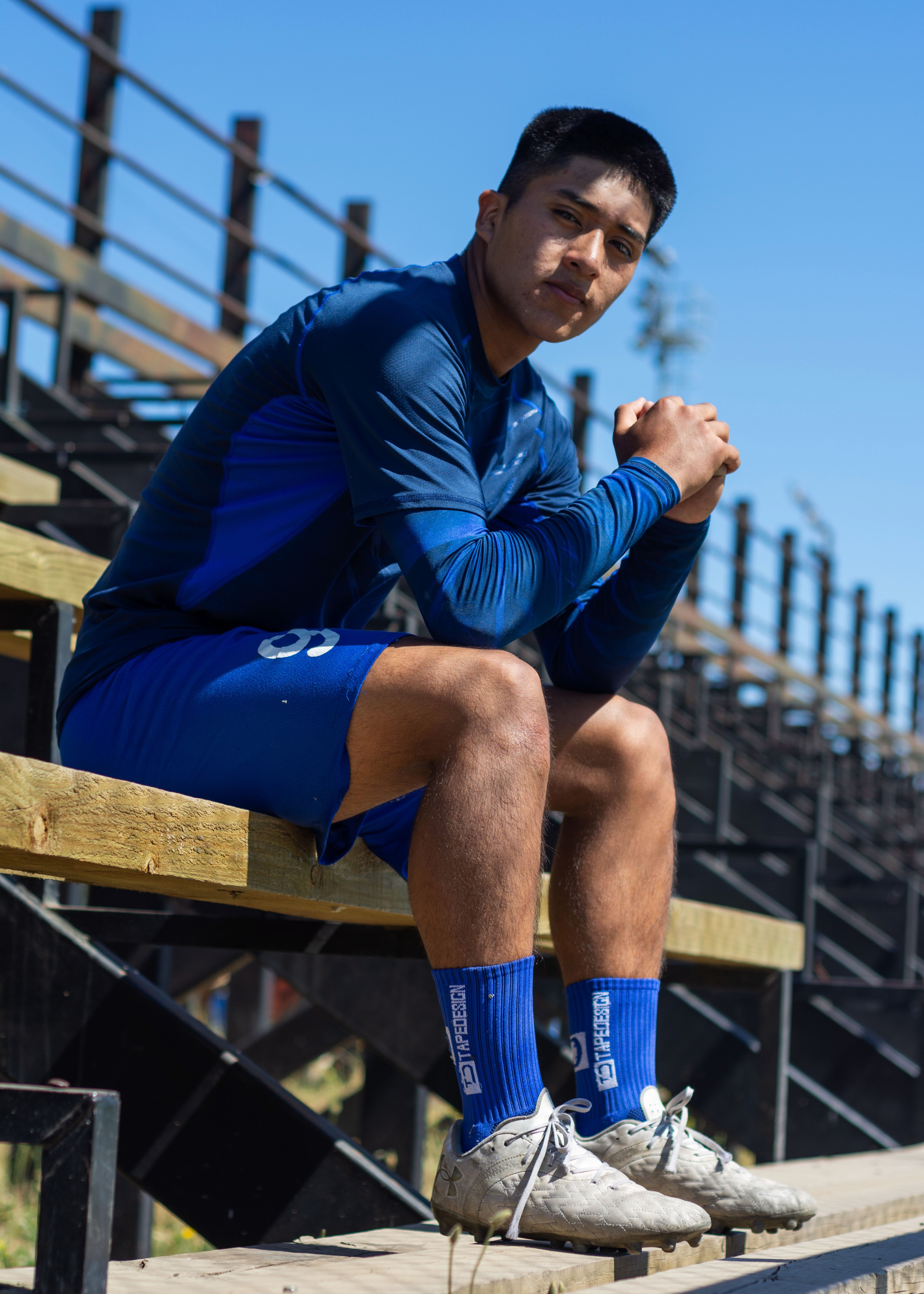 : Manuel Vivanco, joven futbolista oriundo de Butalelbun en Alto Biobío, proyecta oportunidades internacionales para futbolistas entre 11 y 22 años del sur de Chile / La Tribuna