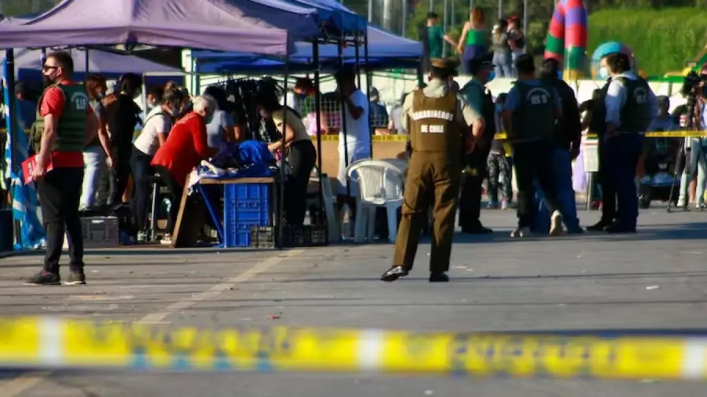 Lo Espejo: Dos detenidos tras disparos injustificados en plena feria navideña, ADN Radio