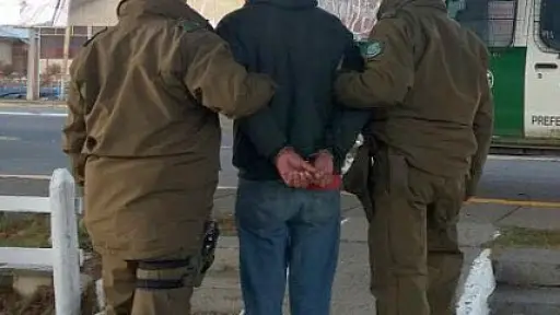 Hombre entró a robar a la casa de su madre y mató una de sus gallinas en Santa Bárbara