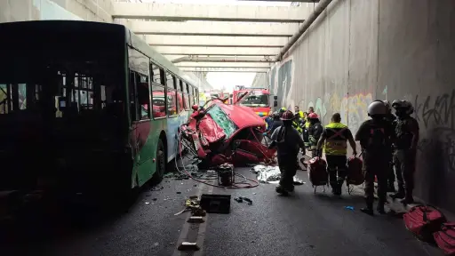 Tragedia en Lo Espejo: Tres familiares mueren tras colisión frontal con bus de transporte público