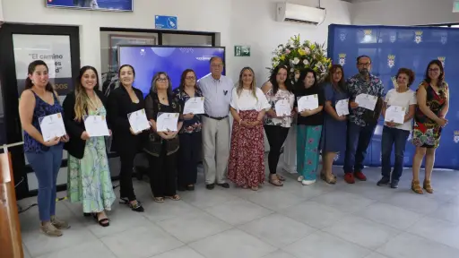 Culmina ciclo de capacitaciones Impulsa tu Negocio con certificación a 30 emprendedores en Los Ángeles