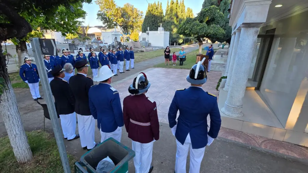 La ceremonia honró el cumplimiento, por parte del voluntario, del juramento de servir y proteger a la comunidad / Cedida