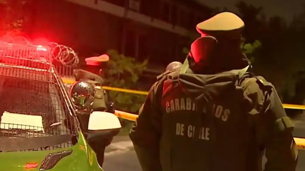 Ex pareja se habría agredido mutuamente afuera de restaurant de Los Ángeles , La Tribuna