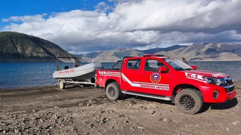 3 pescadores fueron asistidos desde la Laguna Laja en Antuco, CB Antuco