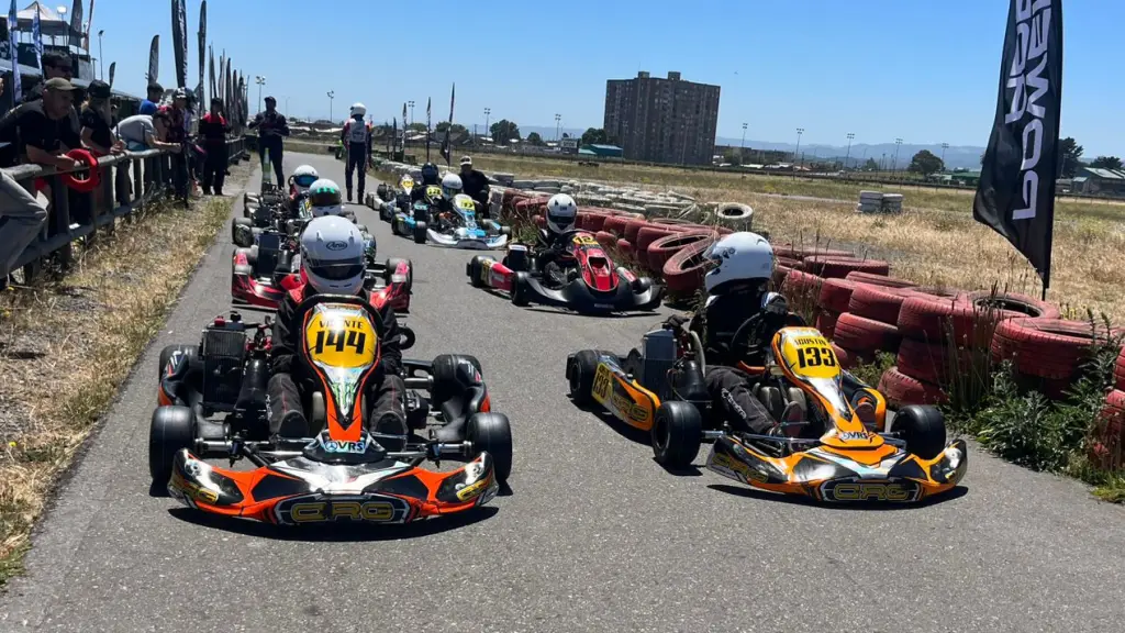 Karting con sello angelino: juventud, talento y sueños sobre ruedas, La Tribuna