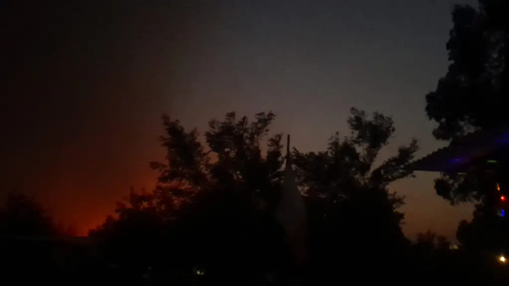 Esta noche en Santa Fe, Los Ángeles, cedida