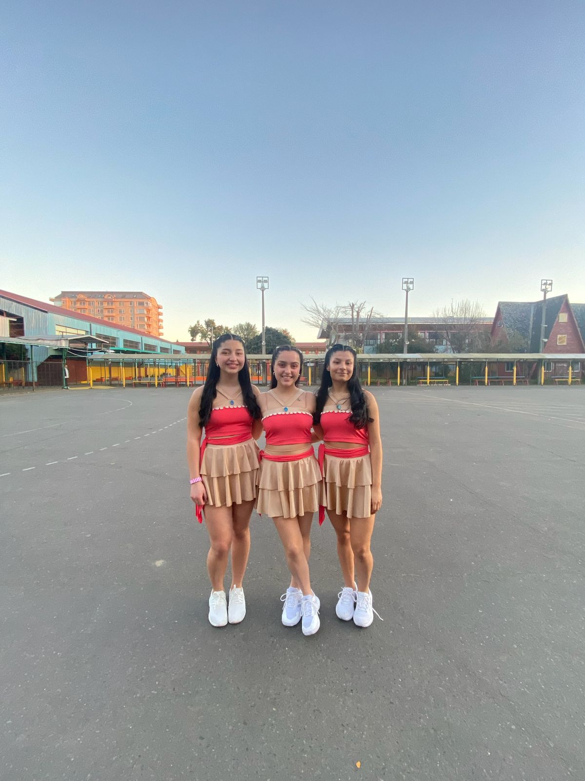 María Emilia Hojas Landhaur - Antonella Ignacia Marchant Kuncar - María Alejandra Cárdenas Cuellar / Cedida