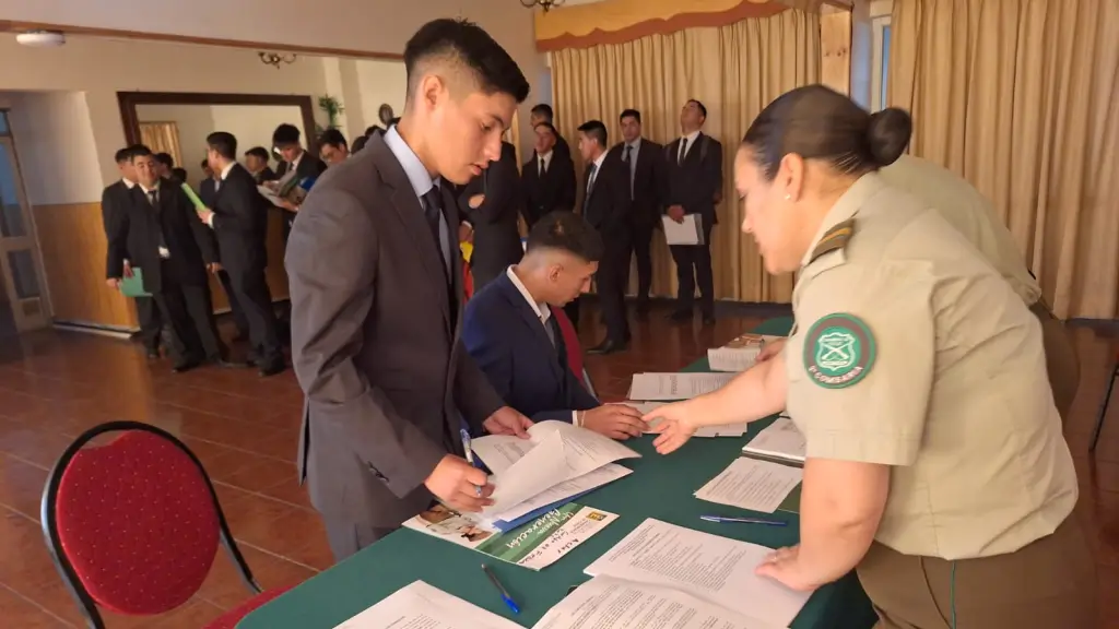 Jóvenes de la provincia fueron seleccionados para ingresar a Carabineros, Cedida